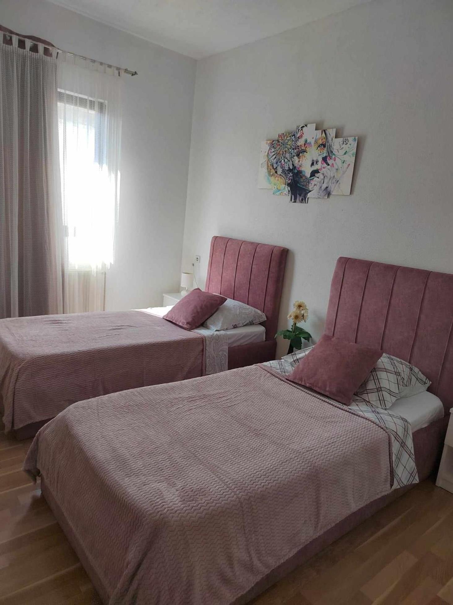 Apartmani Spomenka Селине Экстерьер фото