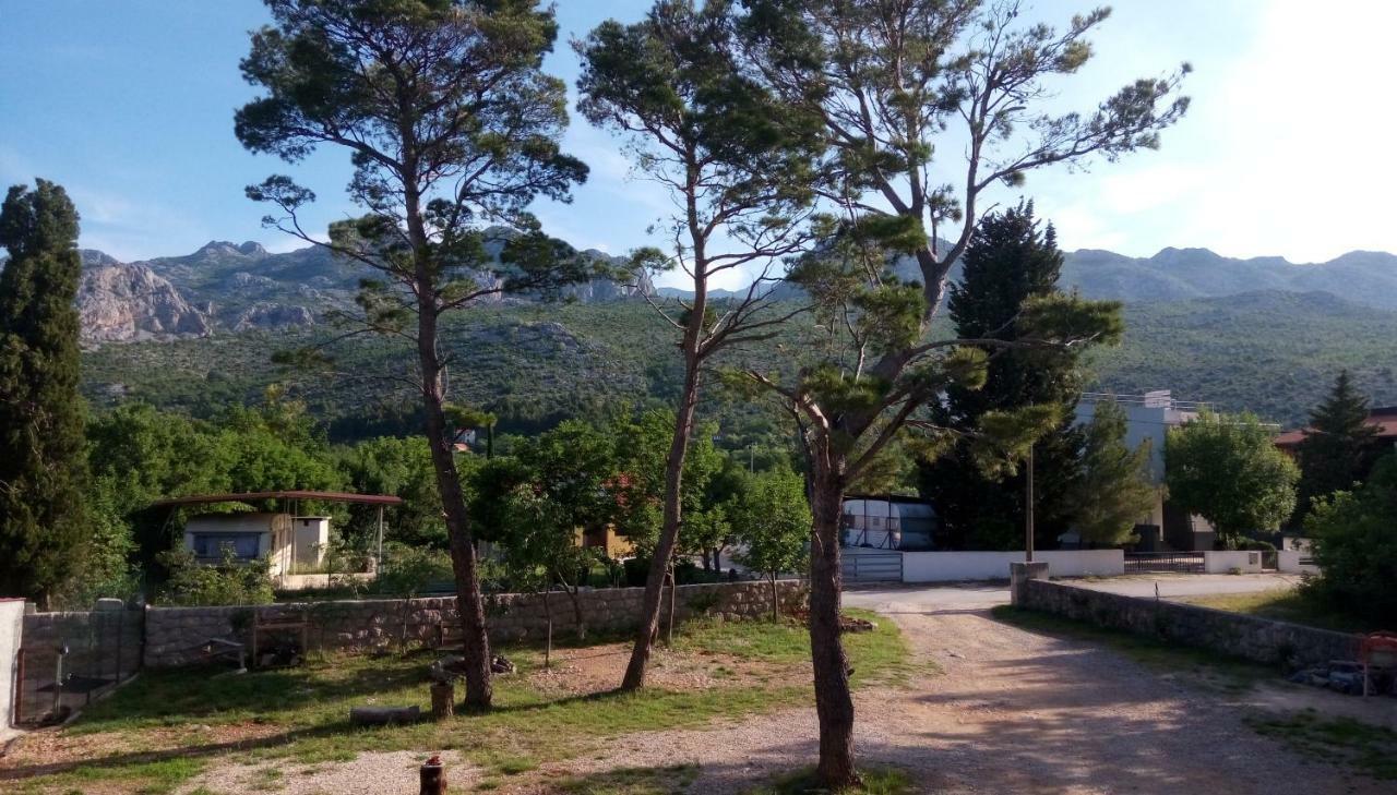 Apartmani Spomenka Селине Экстерьер фото