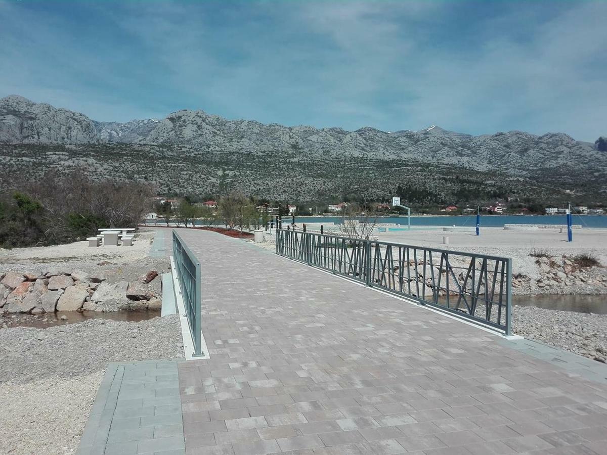 Apartmani Spomenka Селине Экстерьер фото