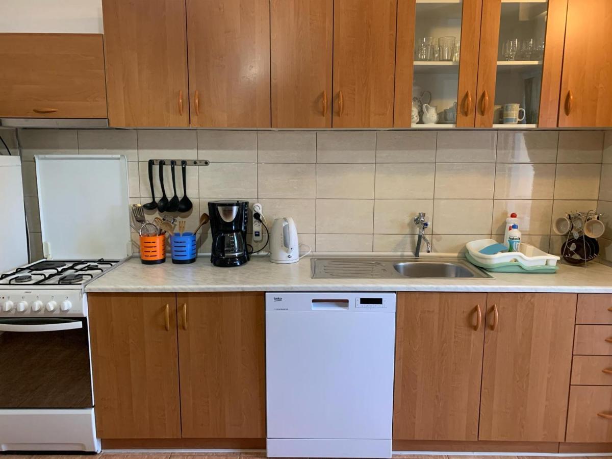 Apartmani Spomenka Селине Экстерьер фото